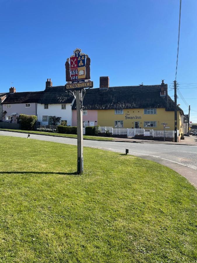 The Swan Inn Monks Eleigh Zewnętrze zdjęcie